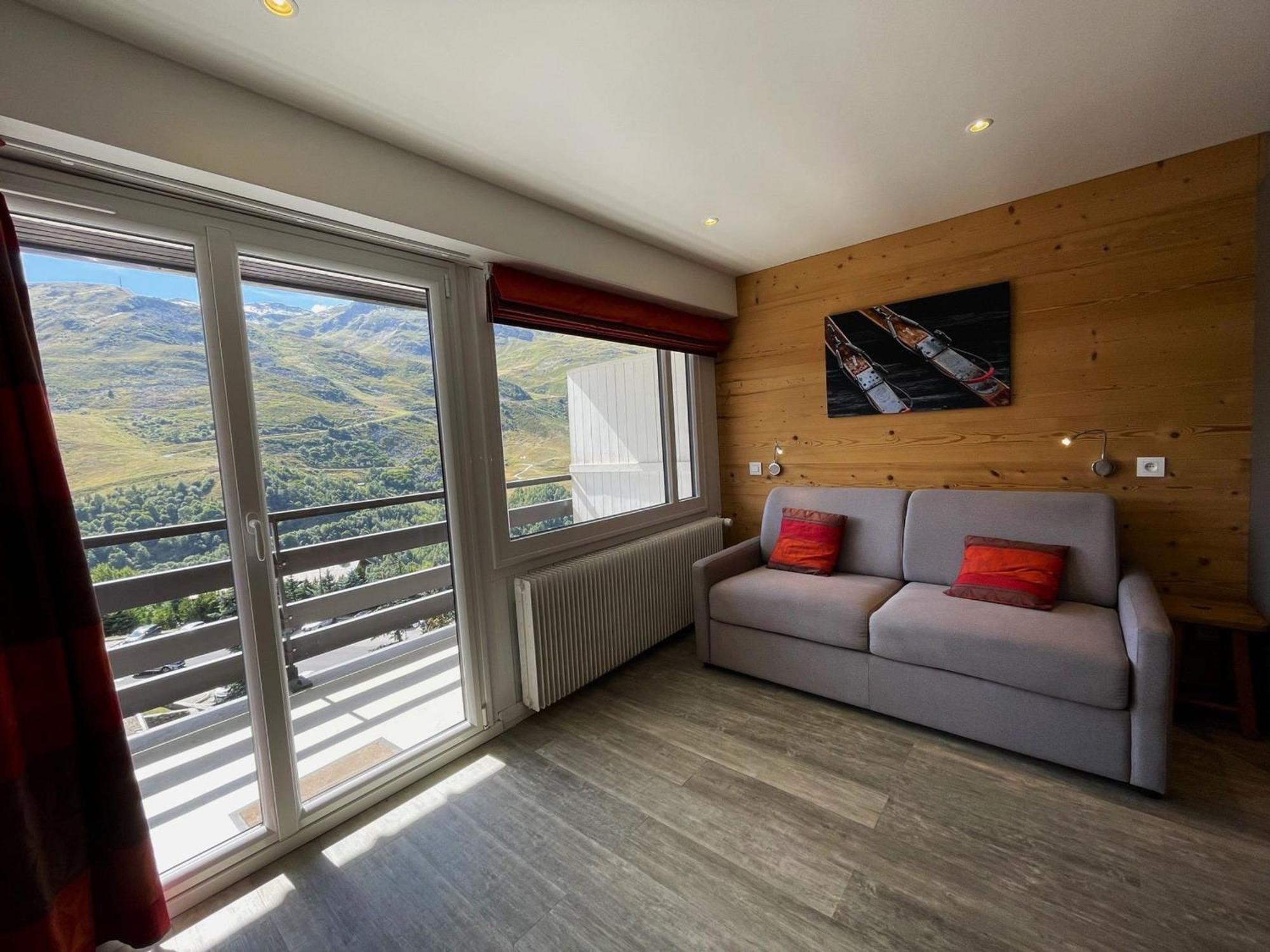 Studio Renove Pour 4, Ski Aux Pieds, La Croisette, Les Menuires - Fr-1-452-230 Сен-Мартен-дьо-Белвил Екстериор снимка